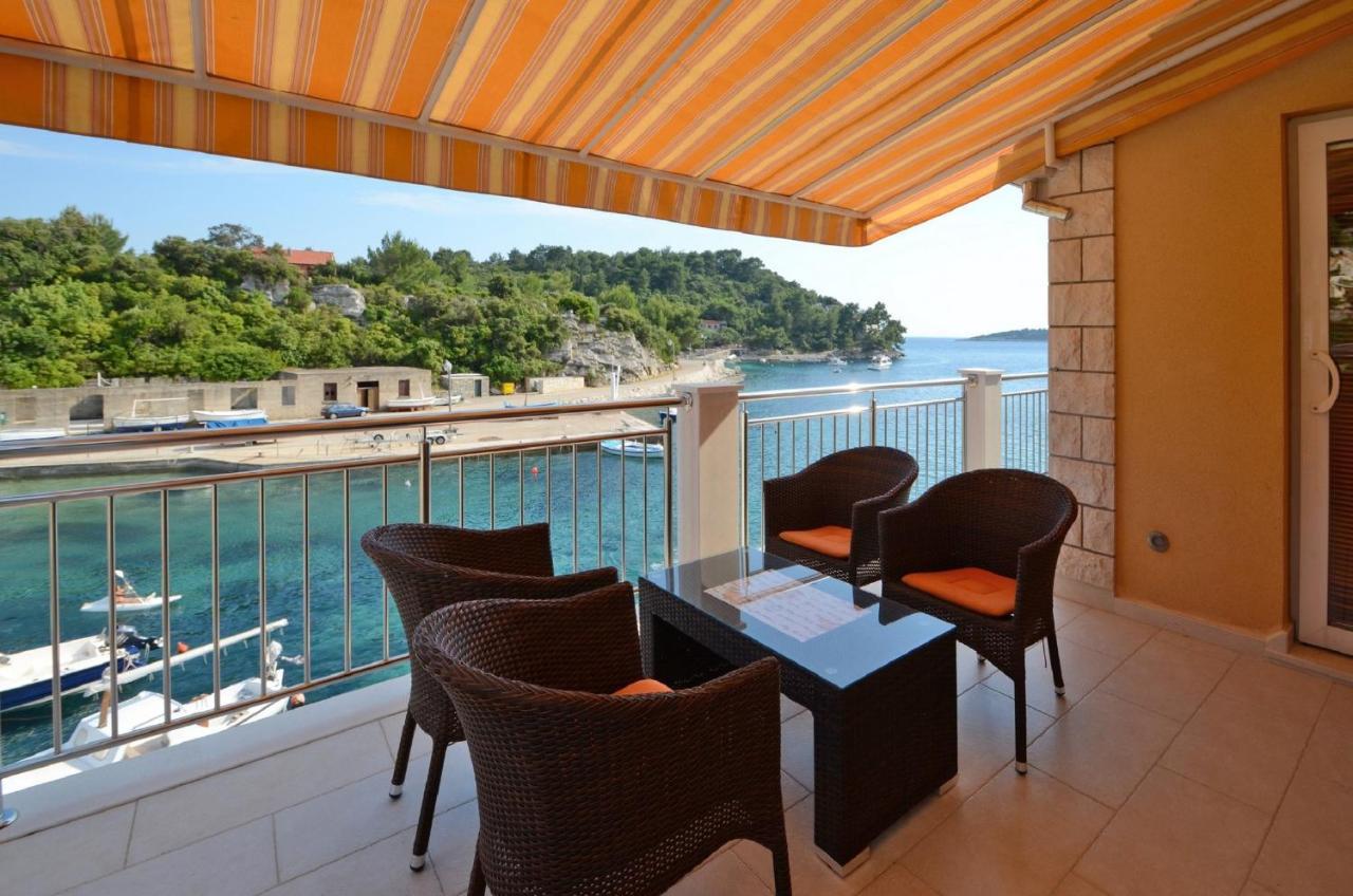 Apartments Korcula Прижба Екстериор снимка